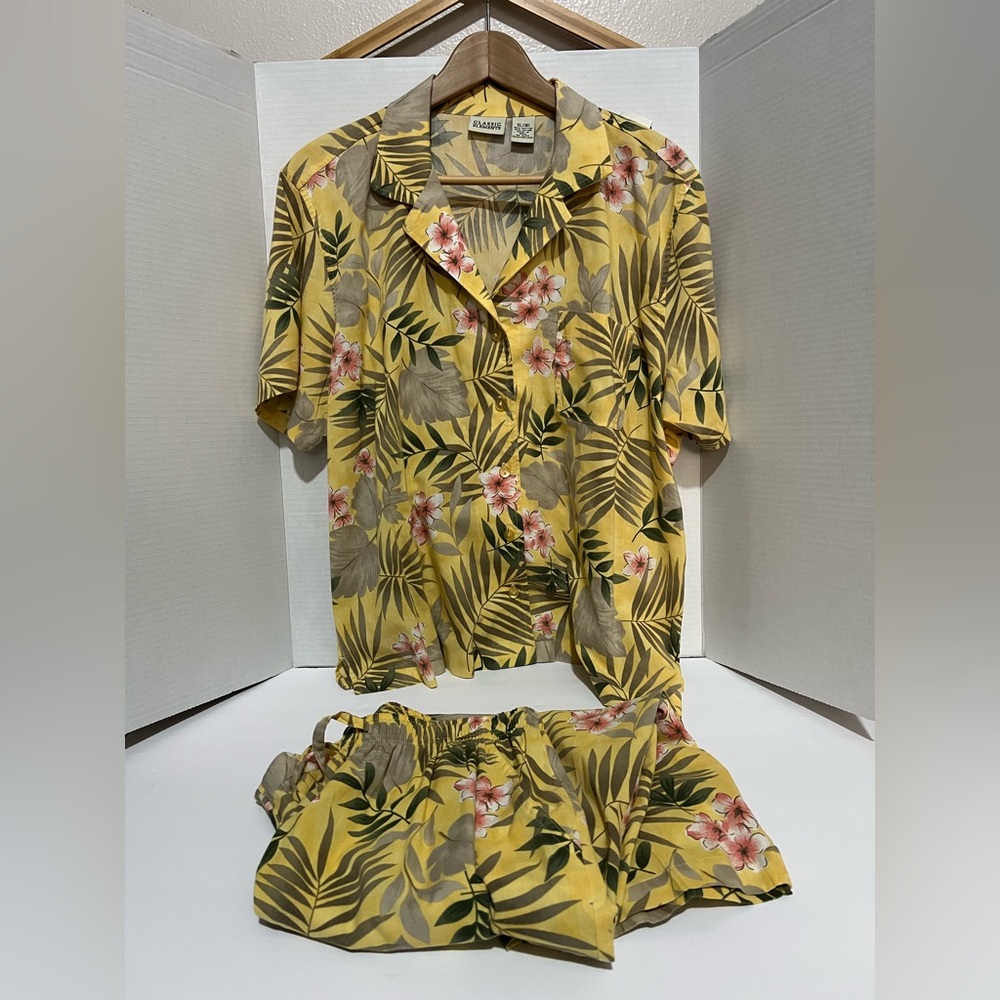 Vintage Classic Elements Yellow and Green Leaf Print Set